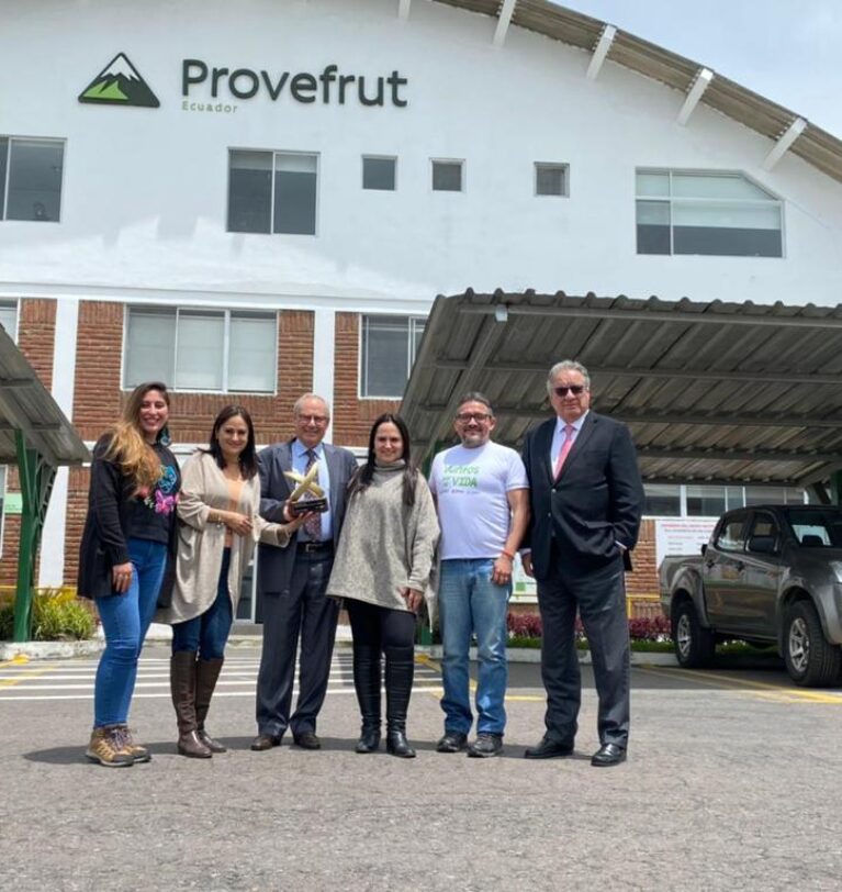 Fedexpor reconoció a Provefrut por su labor y compromiso con la comunidad de Cotopaxi